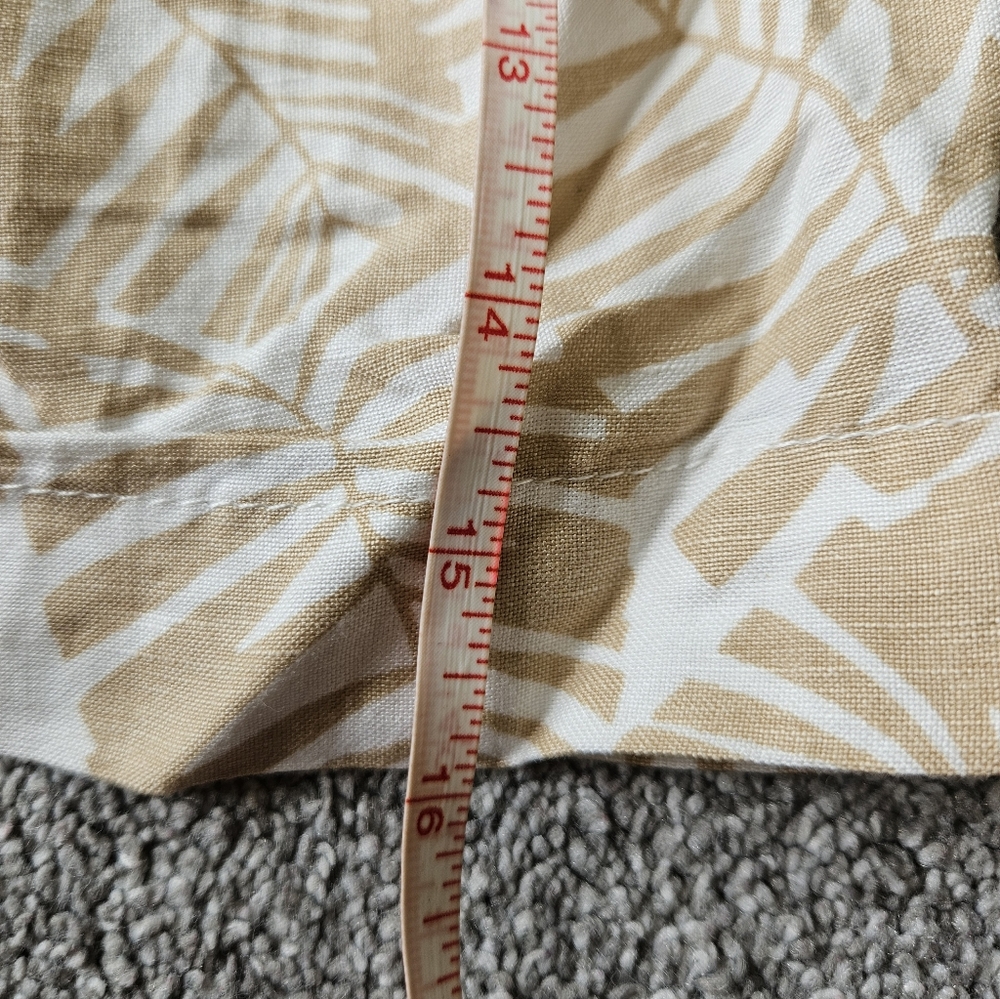 LOFT printed cinched front tie high waist shorts, 40", beige/ white - Picture 8 of 9